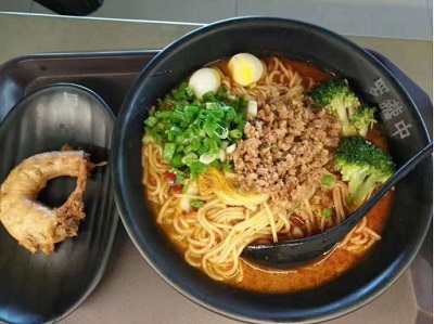 罗灌中2.jpg
