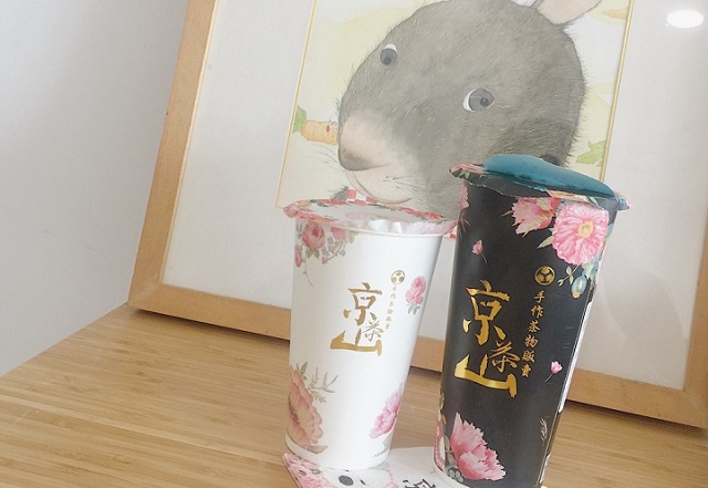 京茶山手作茶物加盟1.jpg