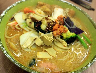 加盟杨国福麻辣烫怎么样？不错的小吃加盟项目