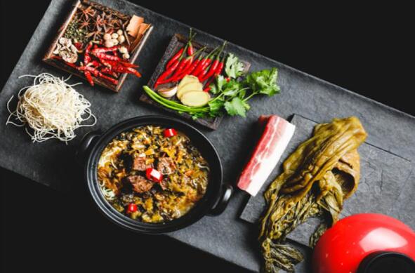观渝一心一意做好每一碗面 将美食传递给每一位顾客