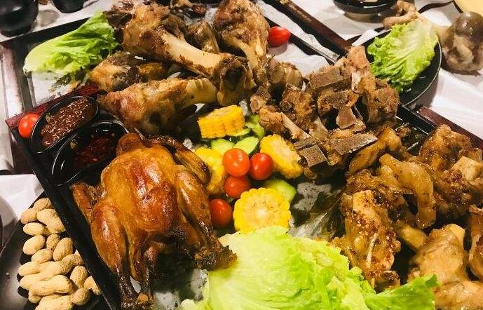 逍遥狮子酒肉店为公司打造的拳头品牌 以高品质食物和温暖人心的服务