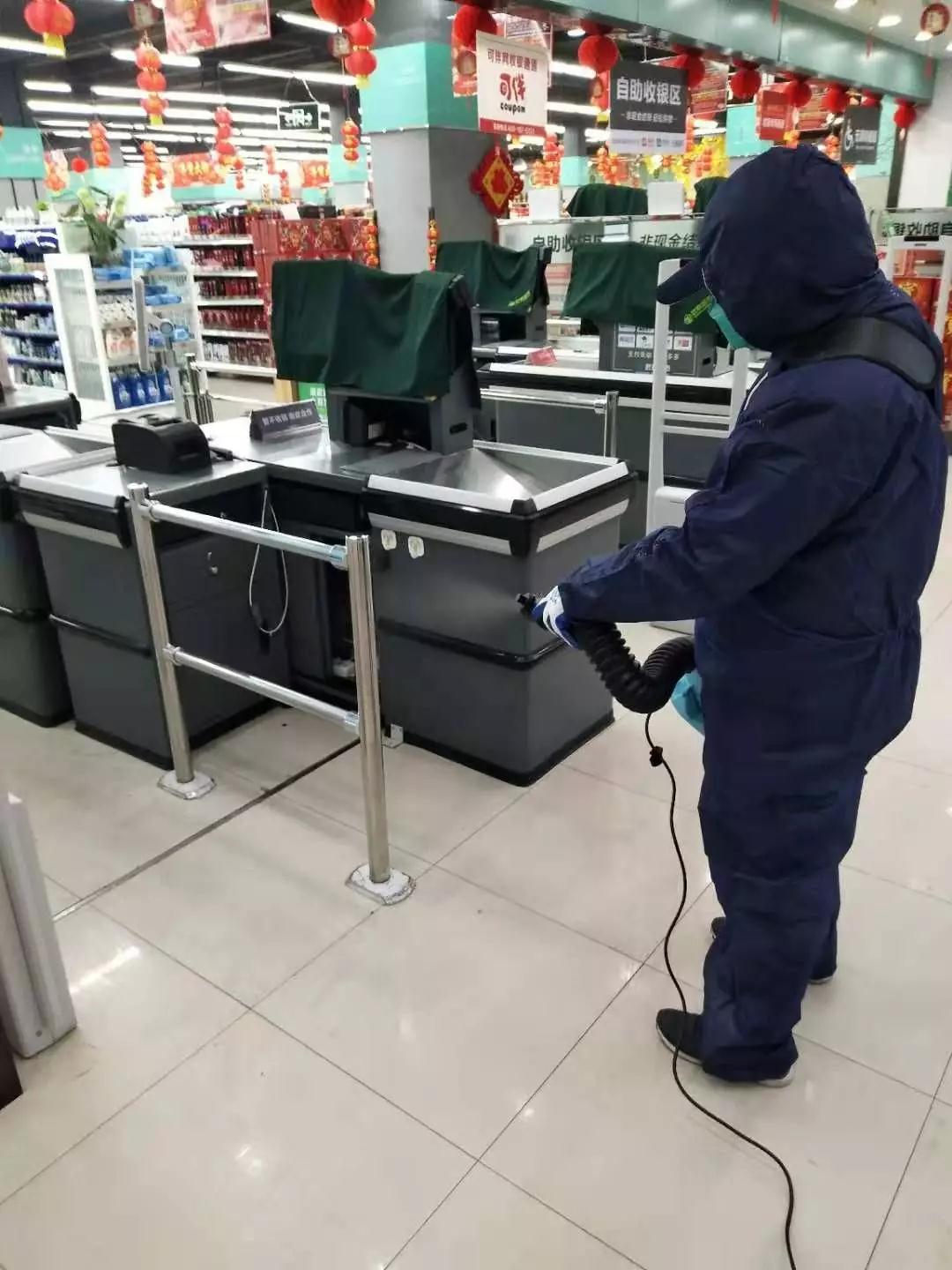 泪目：一份来自疫情中心的超市战疫记录