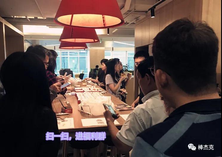 棒杰克披萨“空降”斐雅空间，带来不单单只有美食，还有热情与快乐!
