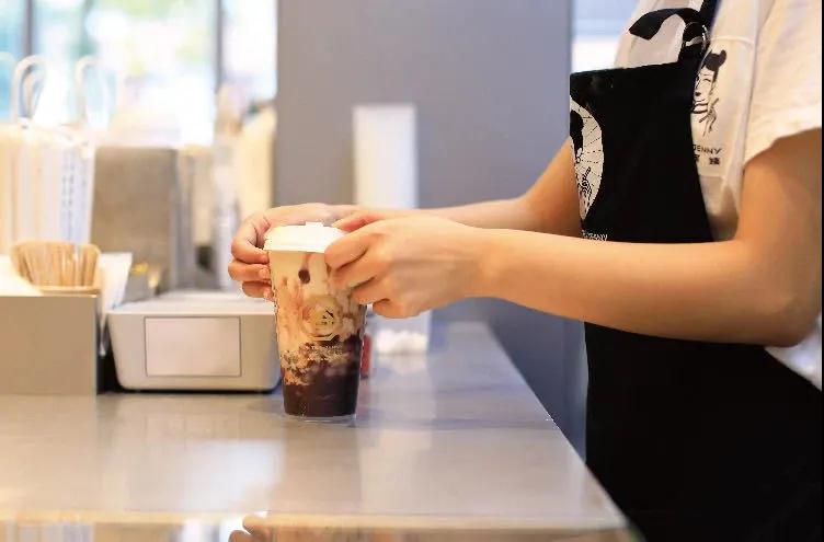 沪上阿姨，一年销售一亿多杯的品牌创业故事