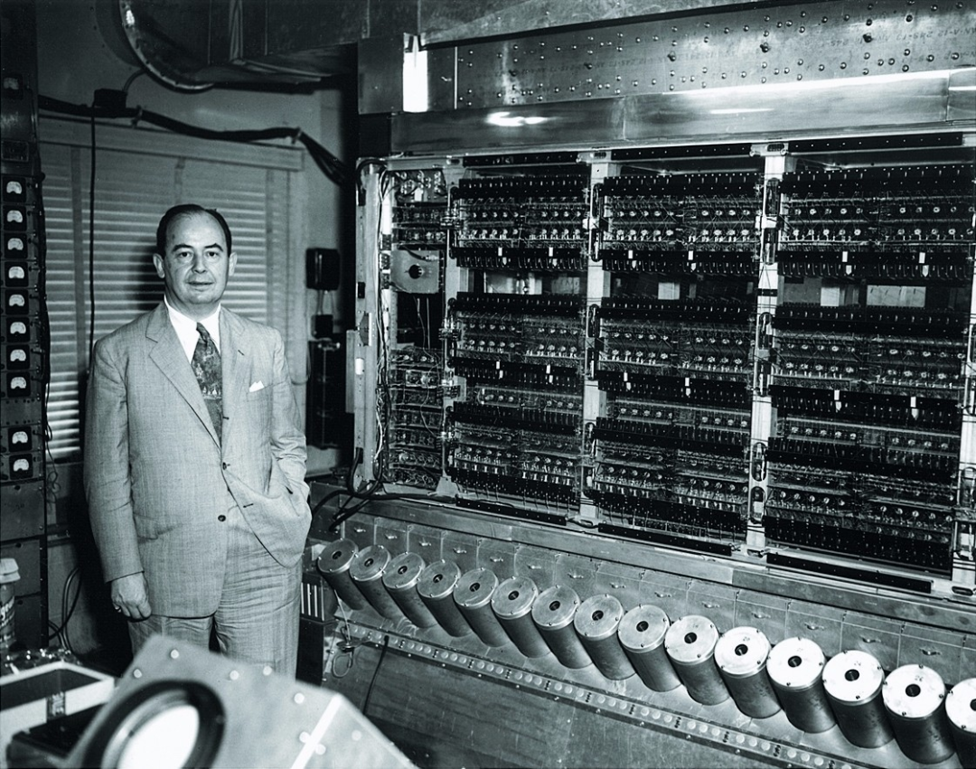 第一台现代意义的通用计算机edvac第一台现代计算机 eniac,早在 1946