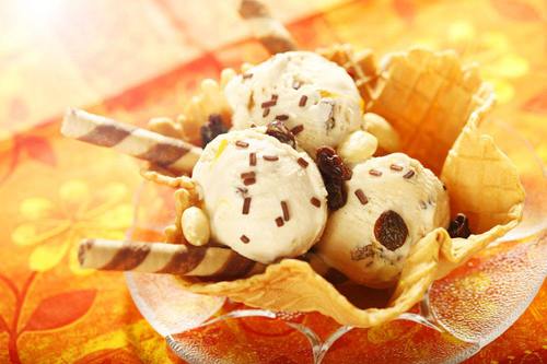 DQ冰淇淋 引领年轻一族时尚消费新潮流  