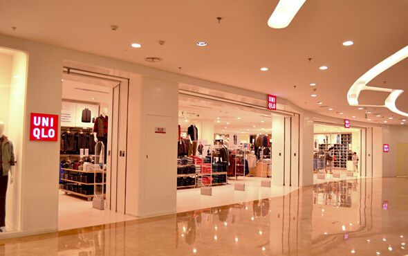 跌跌撞撞的“优衣库”引领时代的风尚