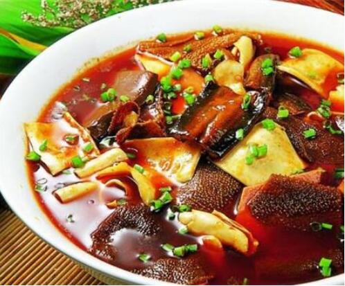 吉阿婆麻辣烫好吃么?为什么会这么受欢迎