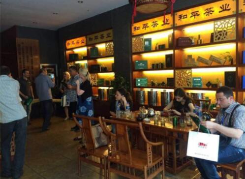 揭秘服装加盟新店开业前期需筹备什么工作