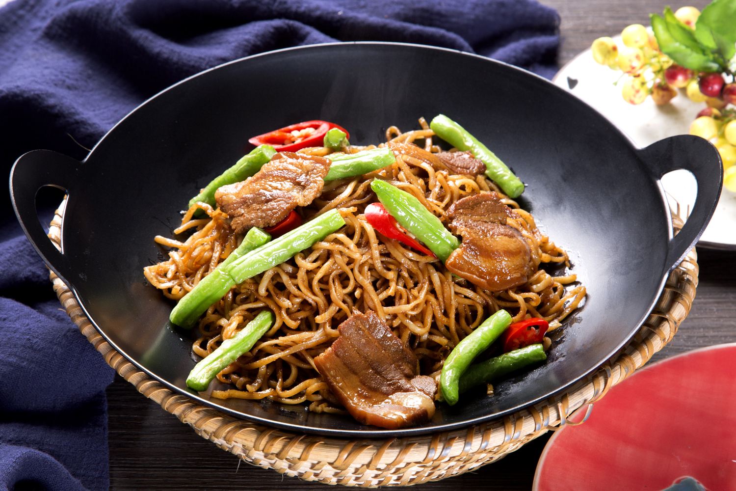 滋溜溜百年传承食品 万里芳泽人心