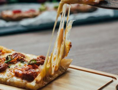 肆毫薄饼口味多样缤纷的花样目不暇接 让消费者的味蕾翩翩起舞