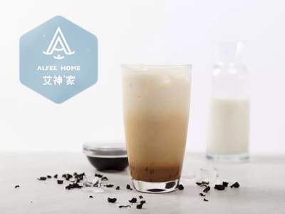 艾神家坚持纯粹的咖啡制作 唤醒你的感官我们感知温度