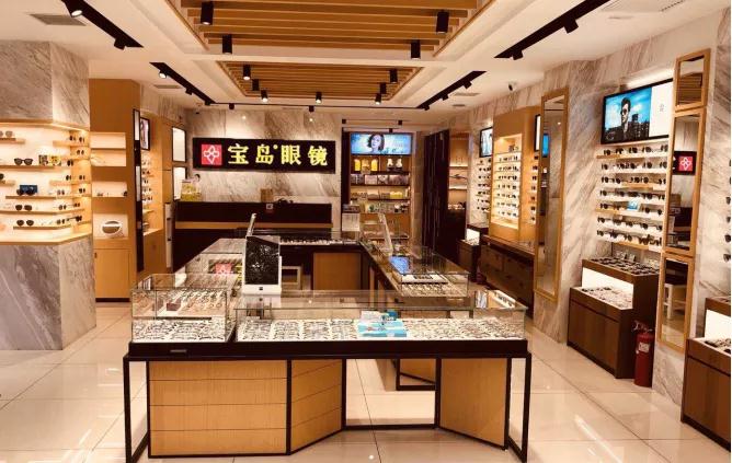 宝岛眼镜变身“MCN”网红达人孵化器，构建私域流量护城河