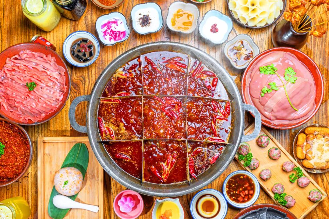 不是所有火锅都能代表重庆，除了魔都这家……