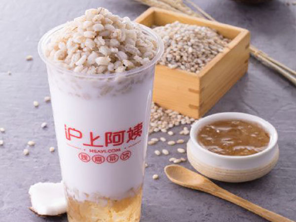 新式茶饮品牌沪上阿姨，给年轻人一杯新能量