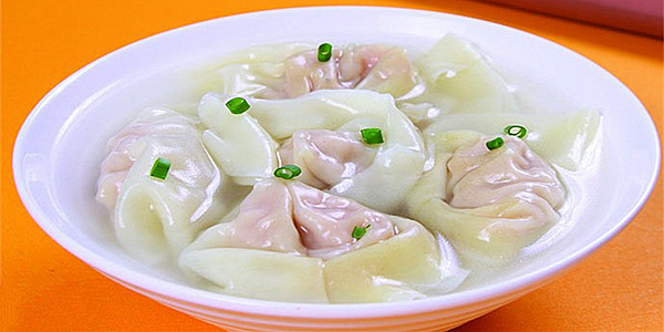 满宝馄饨实体店，享受特色美食