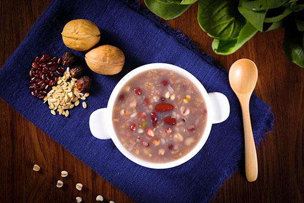 现代人都爱喝粥，加盟嘉和一品有市场