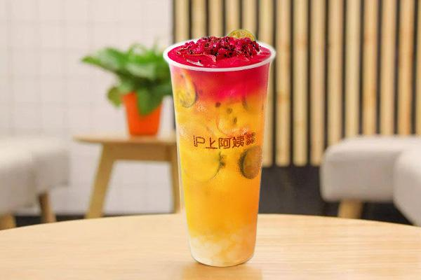 秋冬季节开什么热饮店最好?沪上阿姨热饮加盟火热中