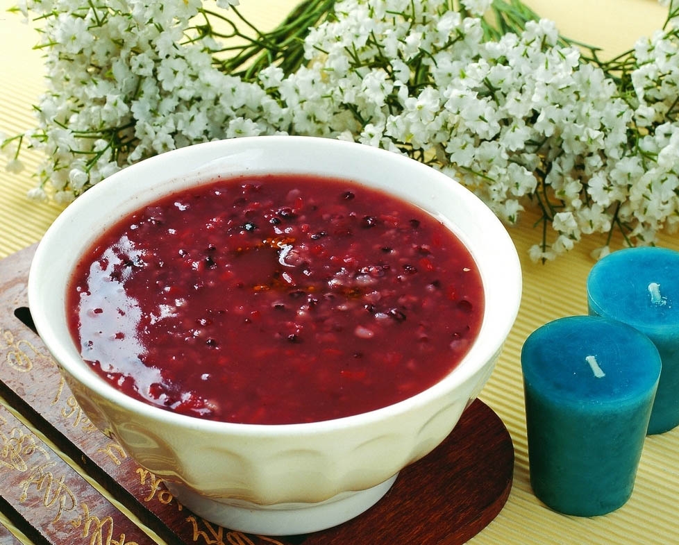 选嘉和一品粥加盟小投资稳收益没有创业压力