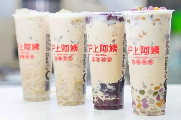 沪上阿姨，最划算的奶茶加盟品牌