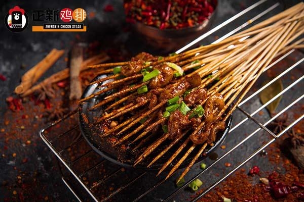 正新鸡排哪家最好吃?这家天天排队到凌晨!