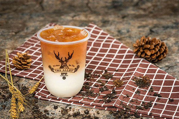 鹿角巷奶茶口碑出色，市场中稳定发展